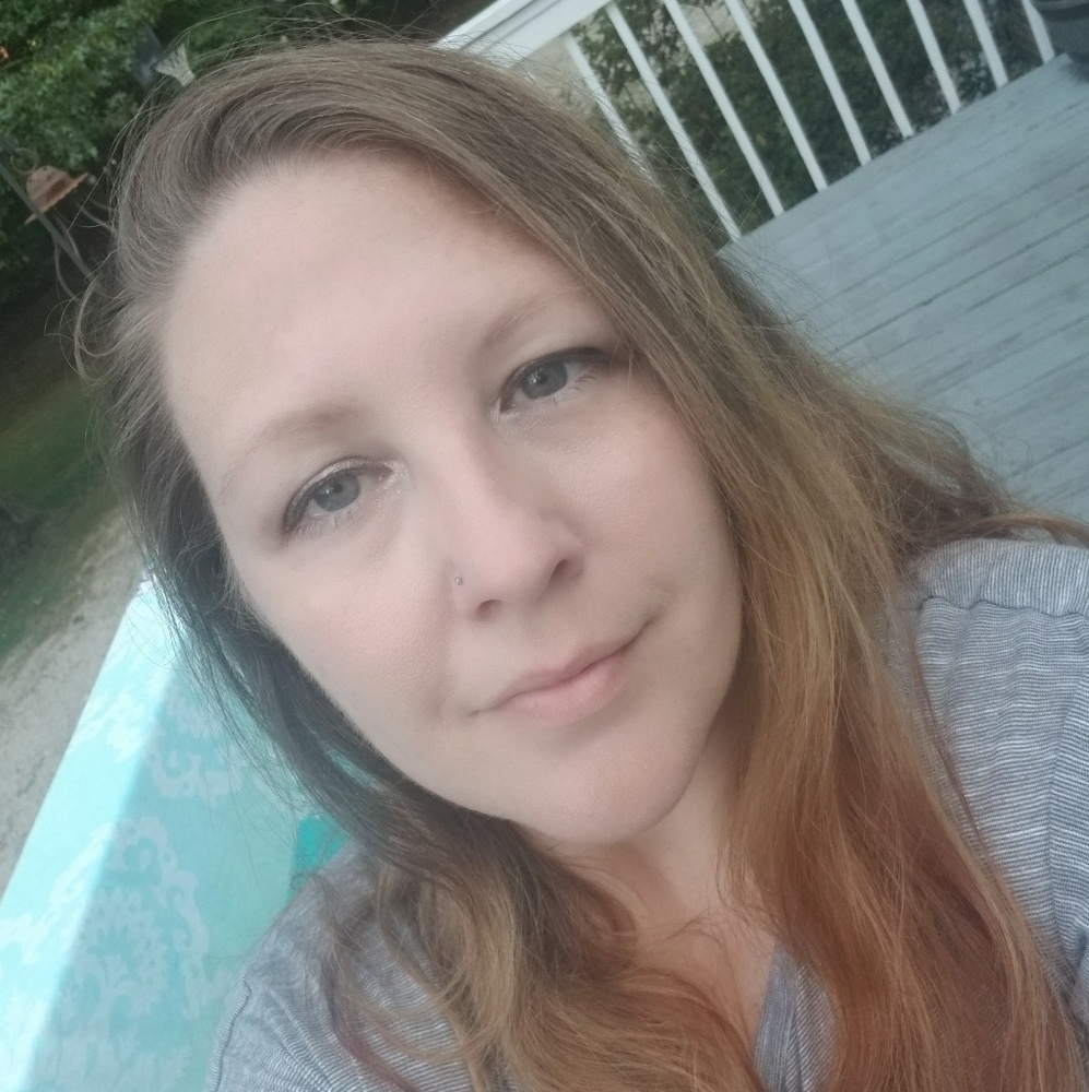 Meet your Posher, Niki